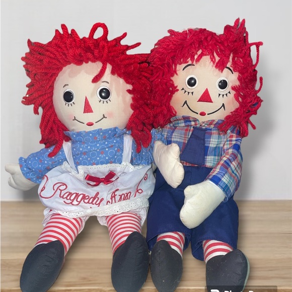 (Sold/shipped via fbmrktplc) Raggedy Ann & Raggedy Andy doll set - Picture 1 of 5